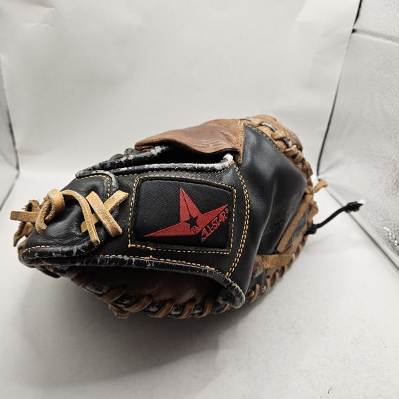 All-Star Catchers Mitt Men's Black/Brown Used Oil Softened.  Item is in used - Picture 1 of 12